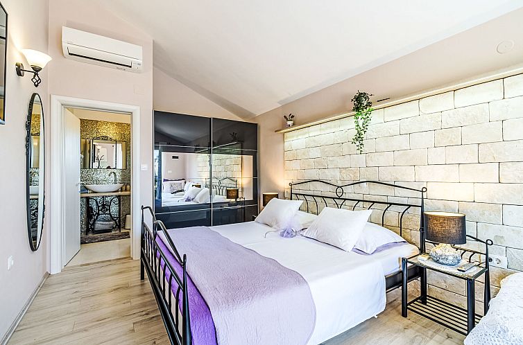 Vakantiehuis Villa Mutnik