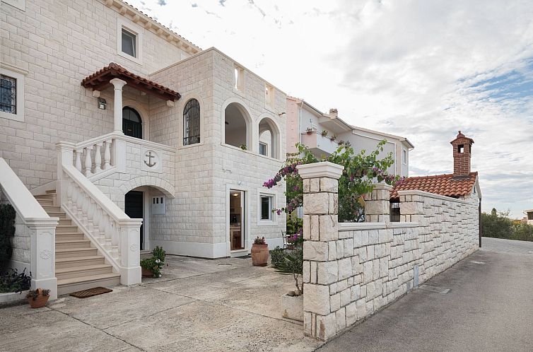 Appartement Luxuriöses Studio-Apartment mit Terrasse