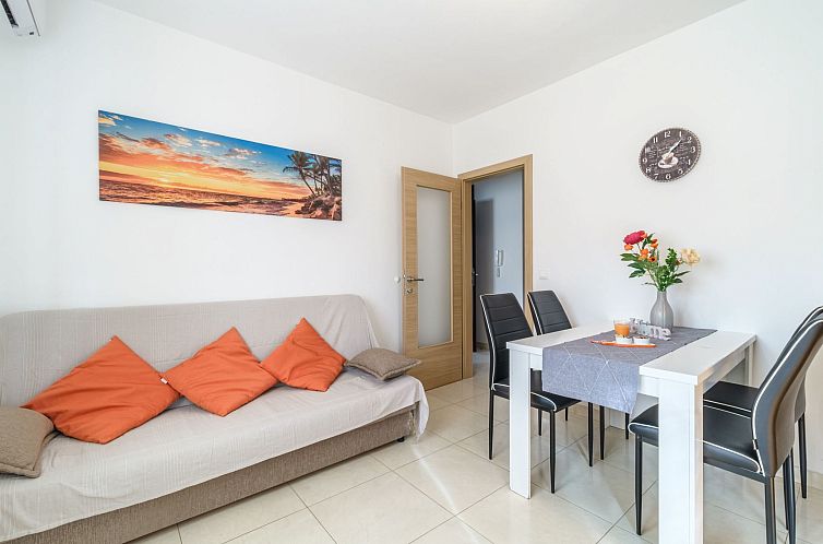 Appartement für 5 Personen ca. 42 m&sup2; in Supetar, Adria