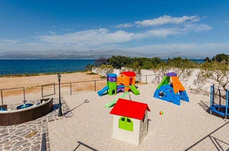 Vakantiehuis Villa Mis, Haus in Supetar mit privatem Pool