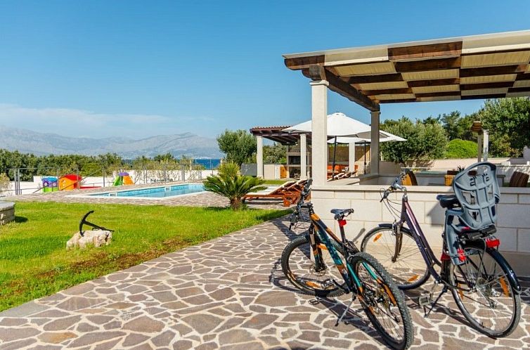 Vakantiehuis Villa Mis, Haus in Supetar mit privatem Pool