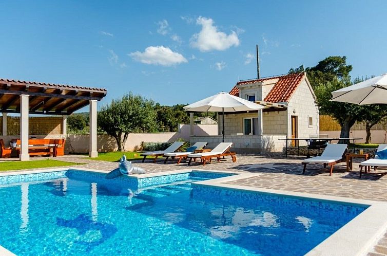Vakantiehuis Villa Mis, Haus in Supetar mit privatem Pool