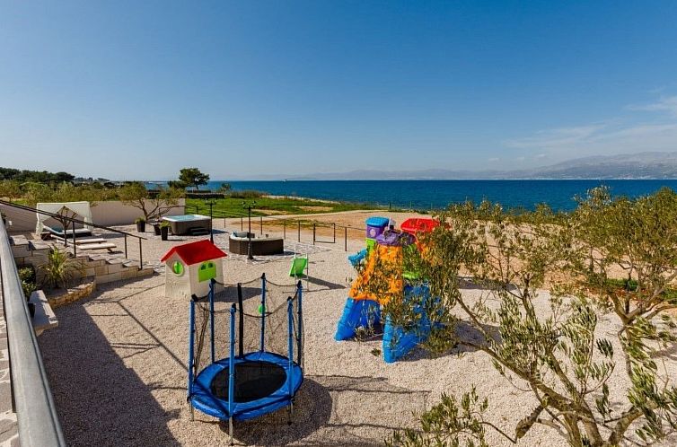Vakantiehuis Villa Mis, Haus in Supetar mit privatem Pool