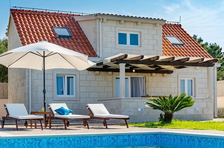 Vakantiehuis Villa Mis, Haus in Supetar mit privatem Pool