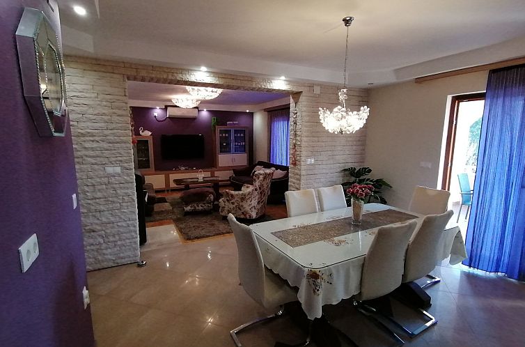 Appartement Wohnung Roncević mit Kamin, in Rovanjska