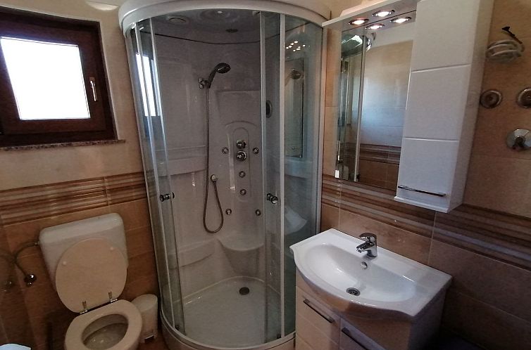 Appartement Wohnung Roncević mit Kamin, in Rovanjska