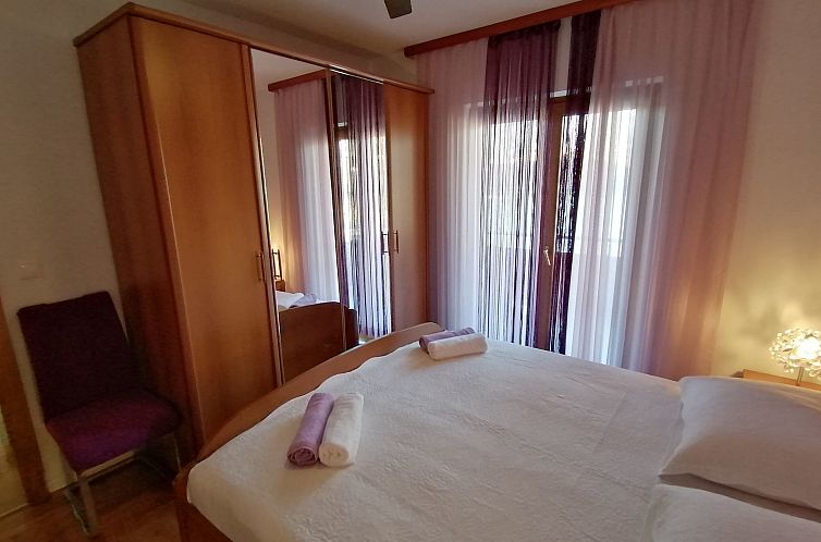 Appartement Wohnung Roncević mit Kamin, in Rovanjska