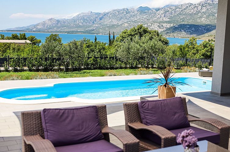 Unterkunft 10313911 - Ferienhaus Dalmatien - Vakantiehuis Ferienvilla direkt am Strand