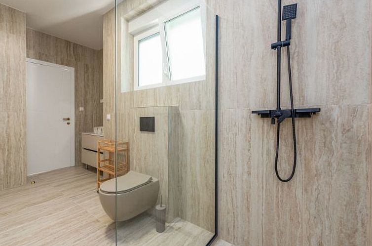 Vakantiehuis Seaview Villa A`More with heated pool