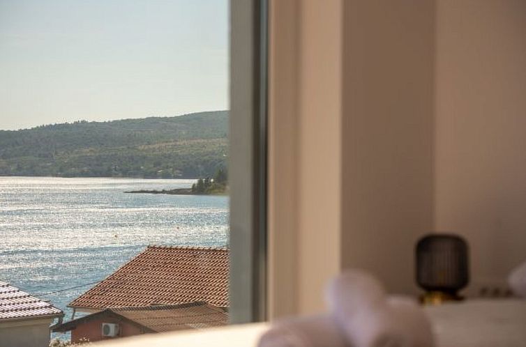Vakantiehuis Seaview Villa A`More with heated pool