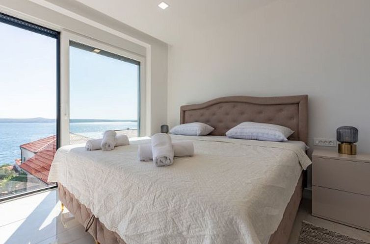 Vakantiehuis Seaview Villa A`More with heated pool