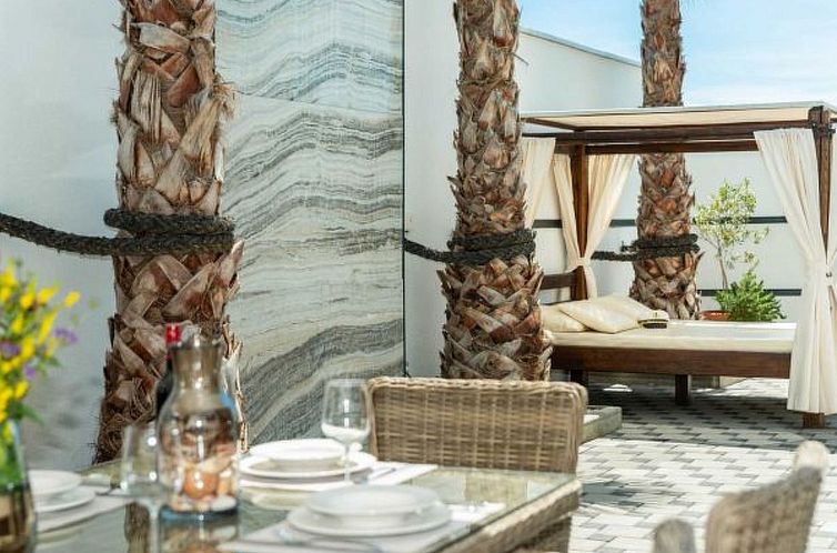 Vakantiehuis Luxury Villa Michele with infinity pool