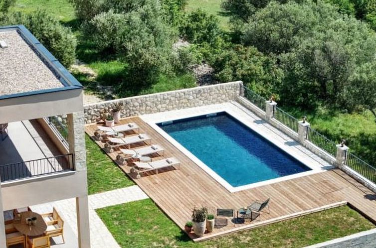 Vakantiehuis Seaview Villa Grota with swimming pool