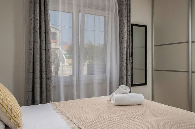 Vakantiehuis Seaview Villa Deep Green with pool