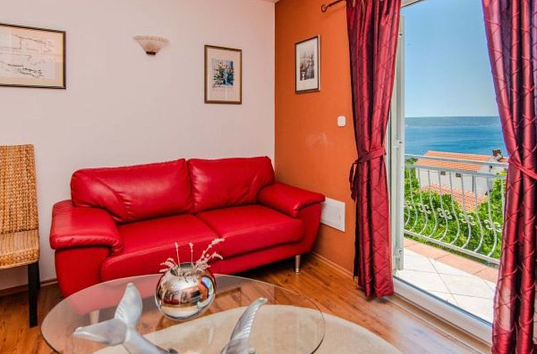 Vakantiehuis Rustical Villa VERDE with pool