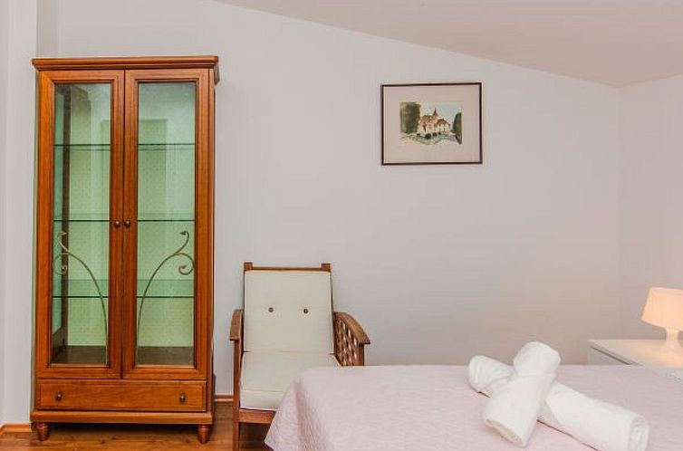 Vakantiehuis Rustical Villa VERDE with pool