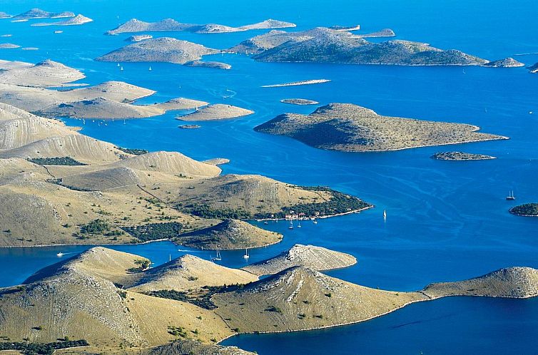 Appartement mit Meerblick in Vinjerac