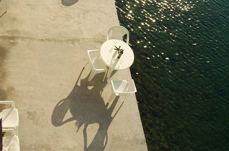 Appartement mit Meerblick in Vinjerac