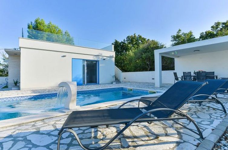 Vakantiehuis Charming Villa Anna with private pool