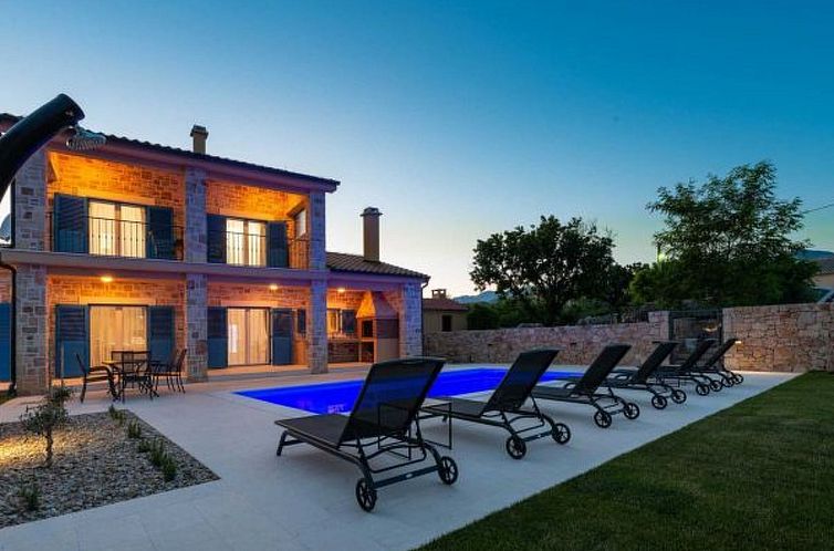 Unterkunft 10314021 - Ferienhaus Dalmatien - Vakantiehuis Stone Villa Banovi with heated pool