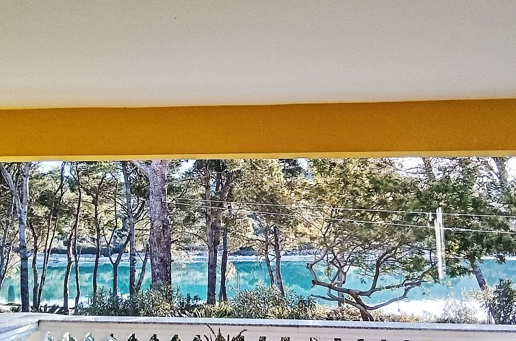 Appartement mit Terrasse am Meer