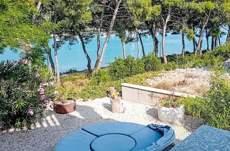 Appartement mit Terrasse am Meer