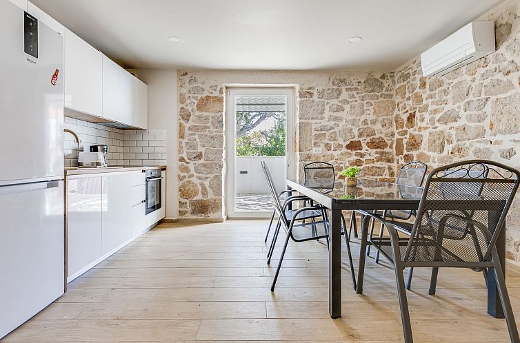 Vakantiehuis Ivanica