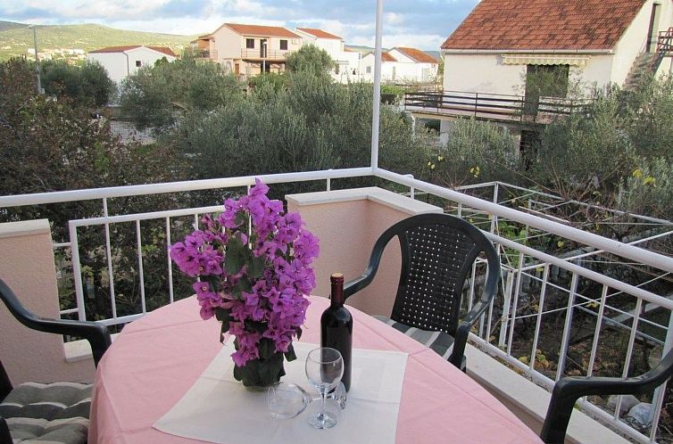 Guest house 10315843 - Apartment Dalmatia - Appartement Zdravko 3 für 5 Personen