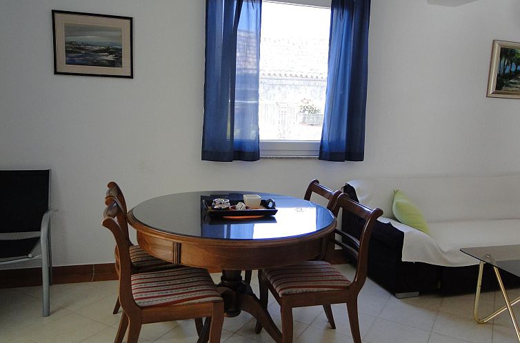 Appartement Wohnung "Niva 1" mit Blick auf das Wasser
