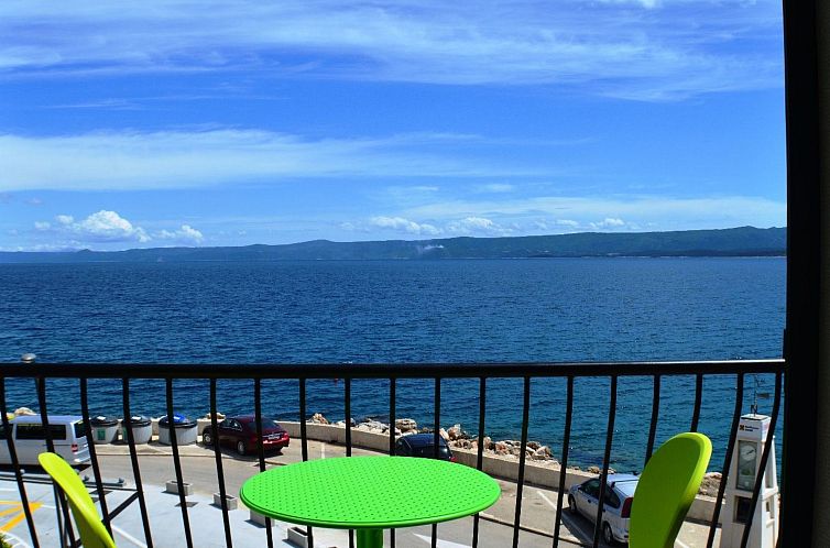 Appartement in Bol mit privatem Parkplatz