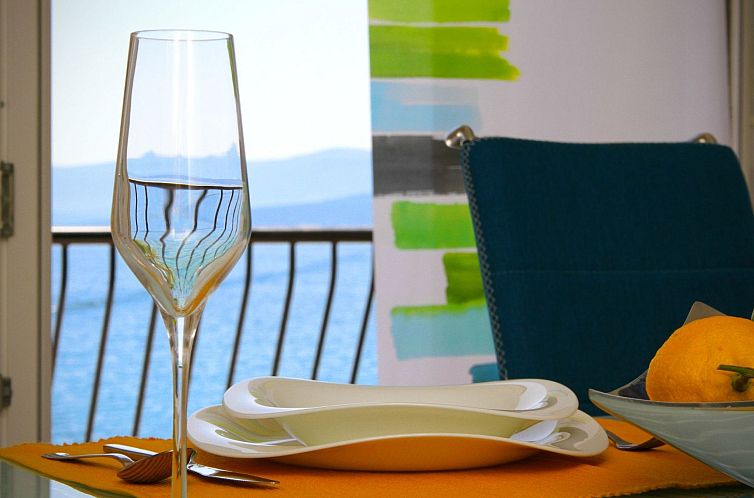 Appartement in Bol mit privatem Parkplatz