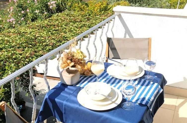 Appartement für 3 Personen  + 1 Kind ca. 55 m&sup2; in Bol,