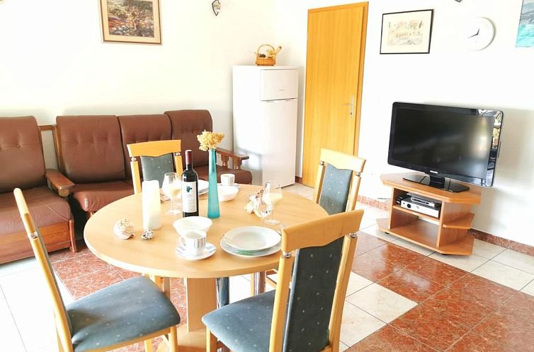 Appartement für 3 Personen  + 1 Kind ca. 55 m&sup2; in Bol,