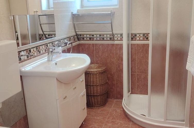 Appartement mit Balkon und Meerblick