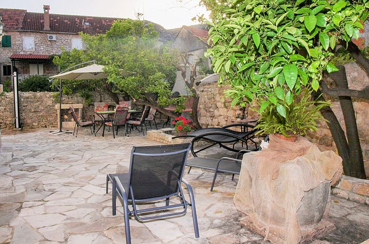 Appartement Wohnung „Zitronenbaum Postira“