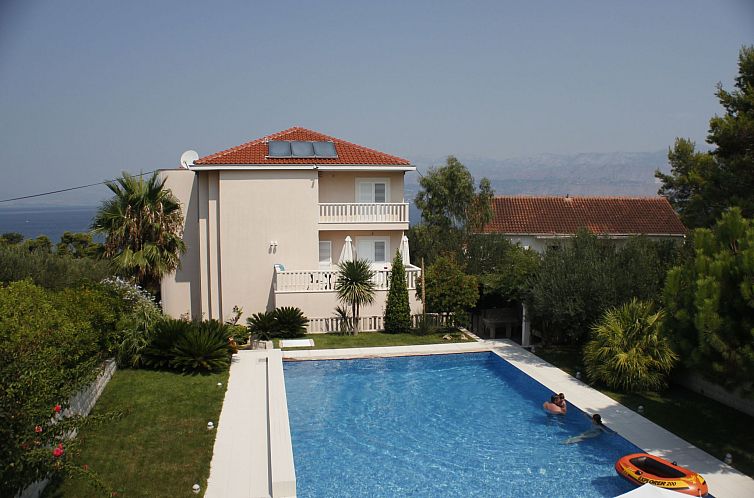 Appartement in der ersten Etage mit Meerblick