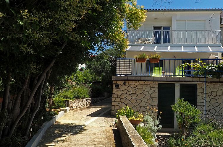 Appartement Strandnahe Ferienwohnung mit großer Terrasse