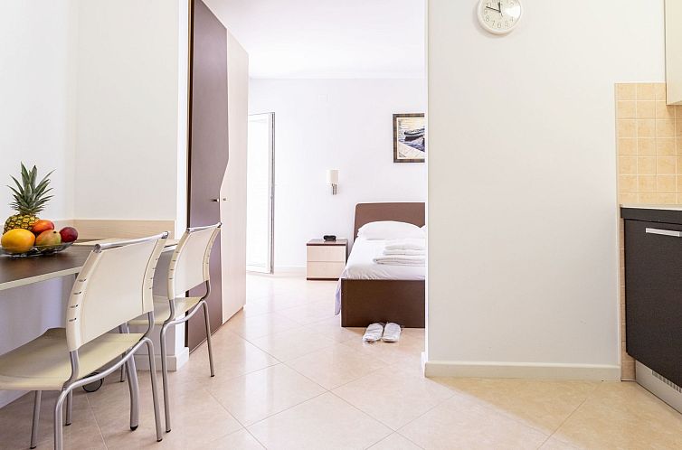 Appartement Helle Studio-Ferienwohnung mit Sonnenbalkon