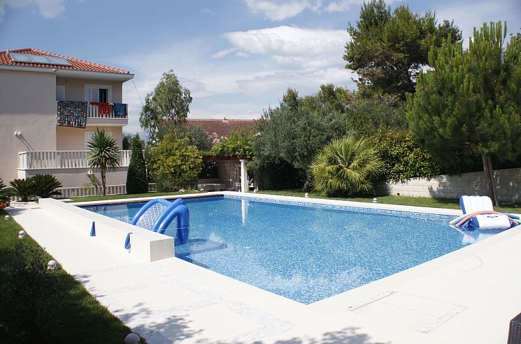 Appartement Geräumige Wohnung mit Meerblick vom Sonnenbalko