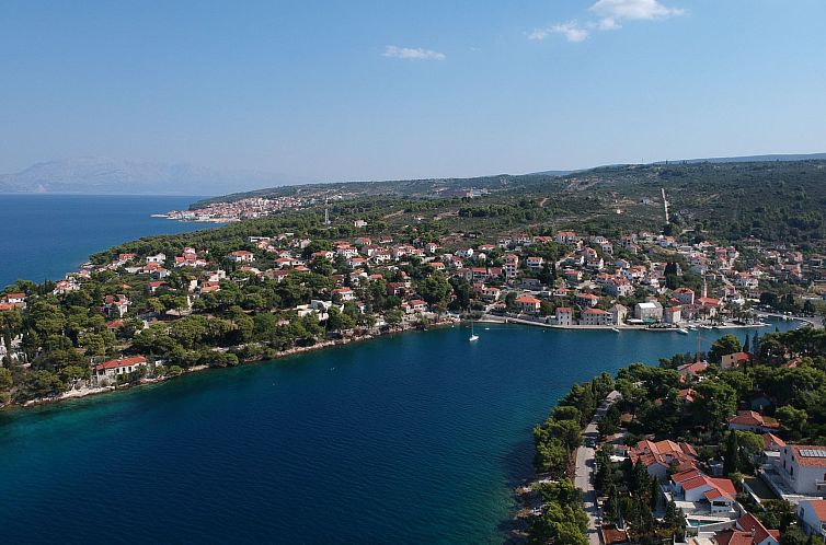 Appartement Geräumige Wohnung mit Meerblick vom Sonnenbalko