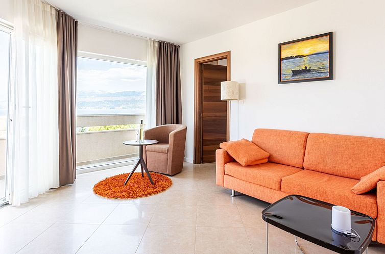 Appartement Geräumige Wohnung mit Meerblick vom Sonnenbalko