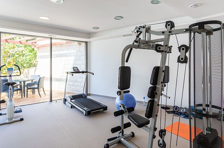 Appartement Luxuriöse Ferienwohnung mit Poolblick
