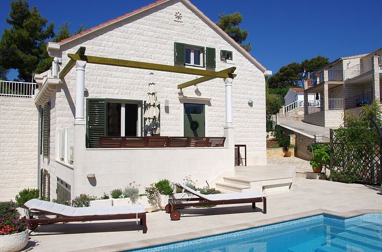 Unterkunft 10316404 - Ferienhaus Dalmatien - Vakantiehuis Schönes Ferienhaus mit privatem Pool