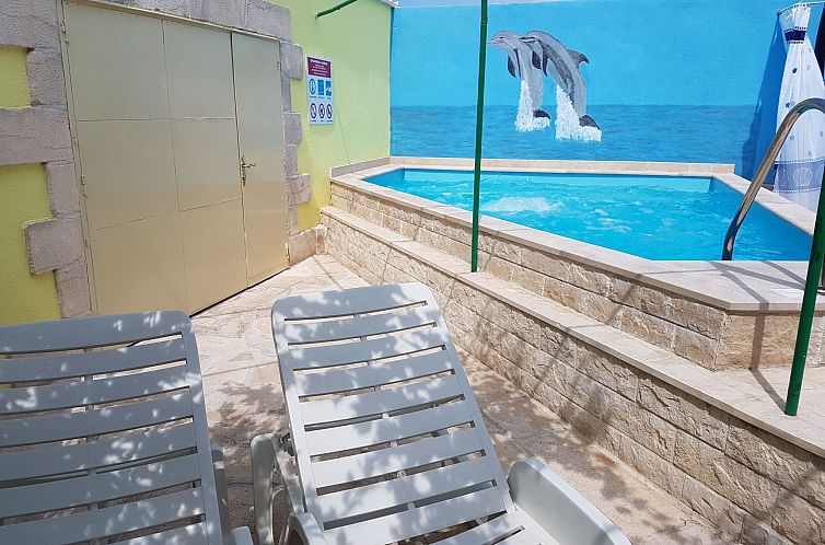 Vakantiehuis Gesamtes Ferienhaus in Sumartin mit Privatem Po