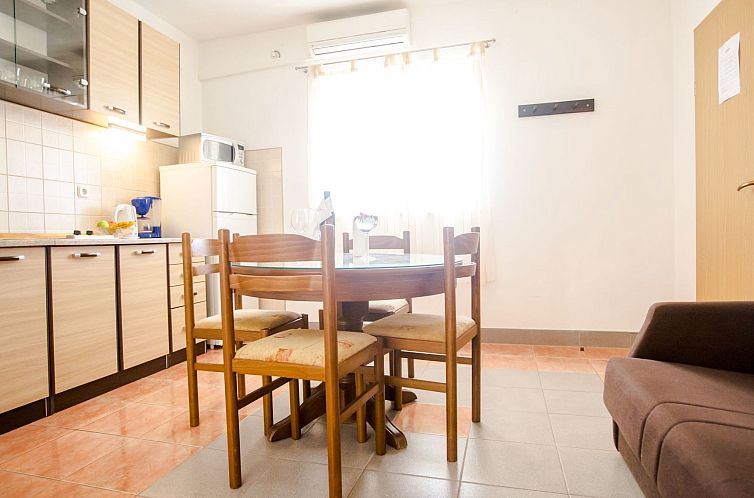 Appartement Unabhaengige Ferienwohnung in Sumartin mit Grill