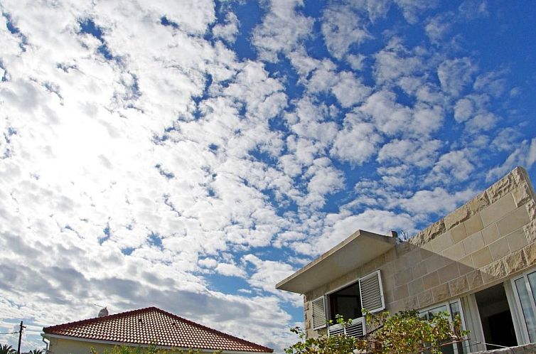 Appartement Unabhaengige Ferienwohnung in Sumartin mit Grill