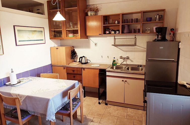 Appartement Wohnung in Zavala mit schönem Garten