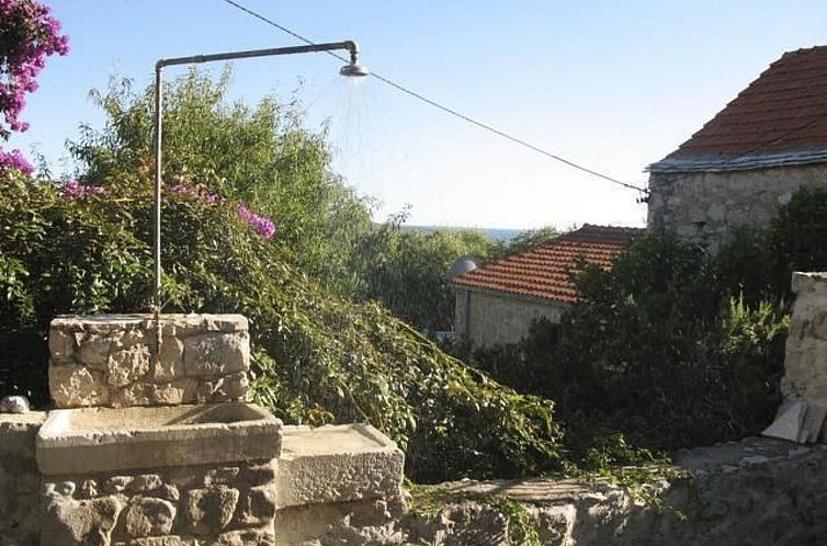 Appartement Wohnung in Zavala mit schönem Garten