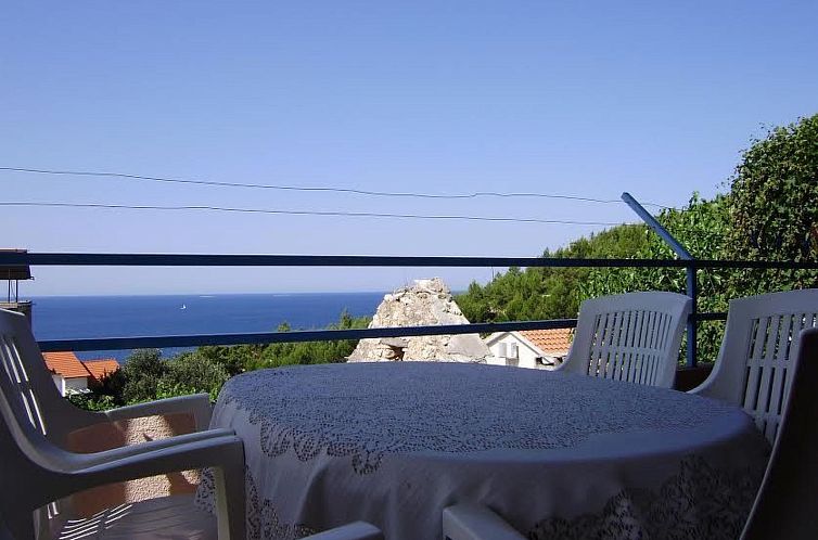 Appartement in Ivan Dolac mit Terrasse