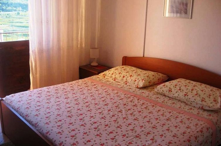 Unterkunft 10316707 - Appartement Dalmatien - Appartement Schöne Ferienwohnung in Jelsa mit Schönem Balk